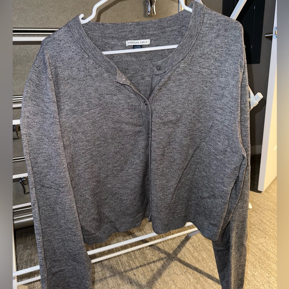 American Eagle Cropped Cardigan